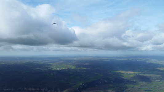 Parapente Lot Sous les nuages 2 Parapente Lot Sous les nuages 2